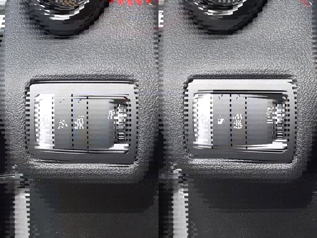 New 2025 Chevrolet Blazer EV RS image 17