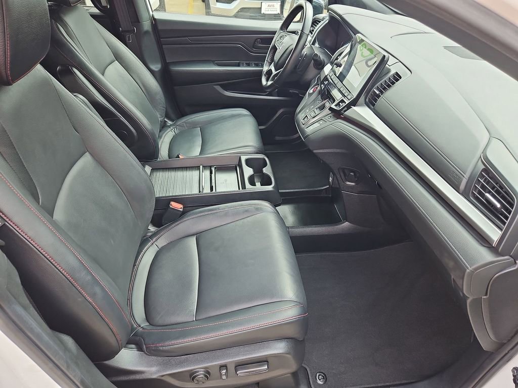 Used 2024 Honda Odyssey Sport image 30