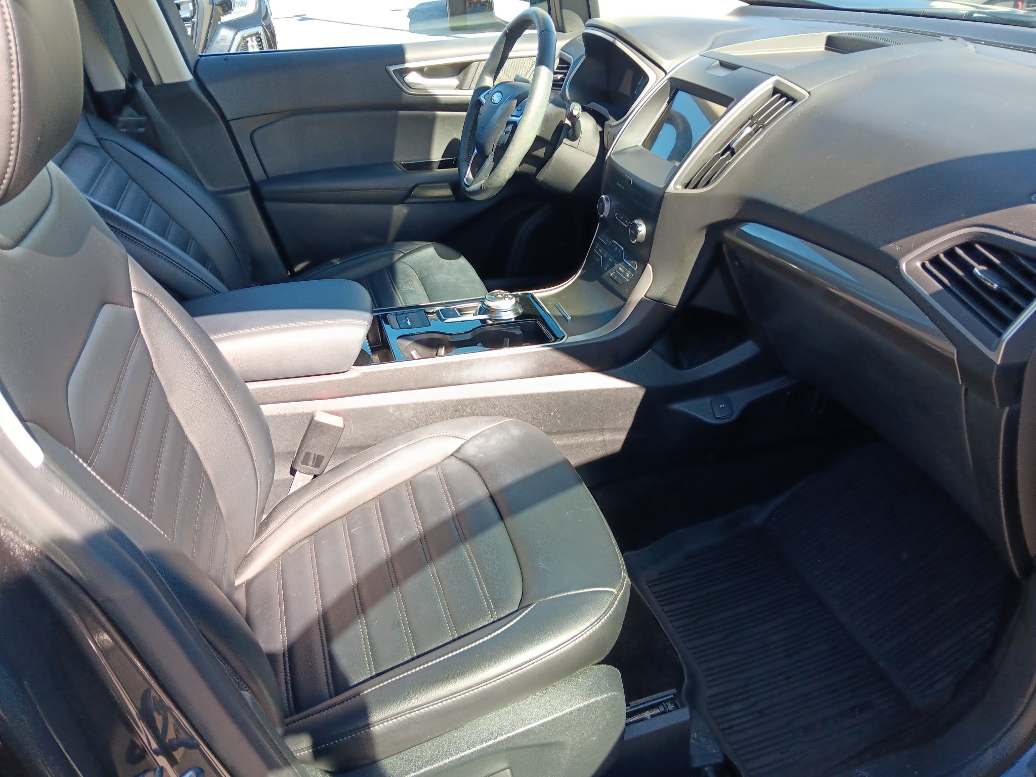 Used 2020 Ford Edge SEL w/ Convenience Package FWD image 21