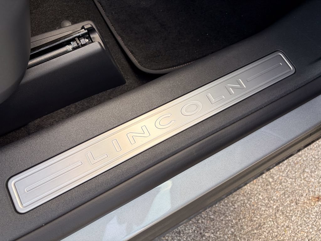 New 2026 Lincoln Nautilus Premier w/ Equipment Group 102A AWD/4WD image 30