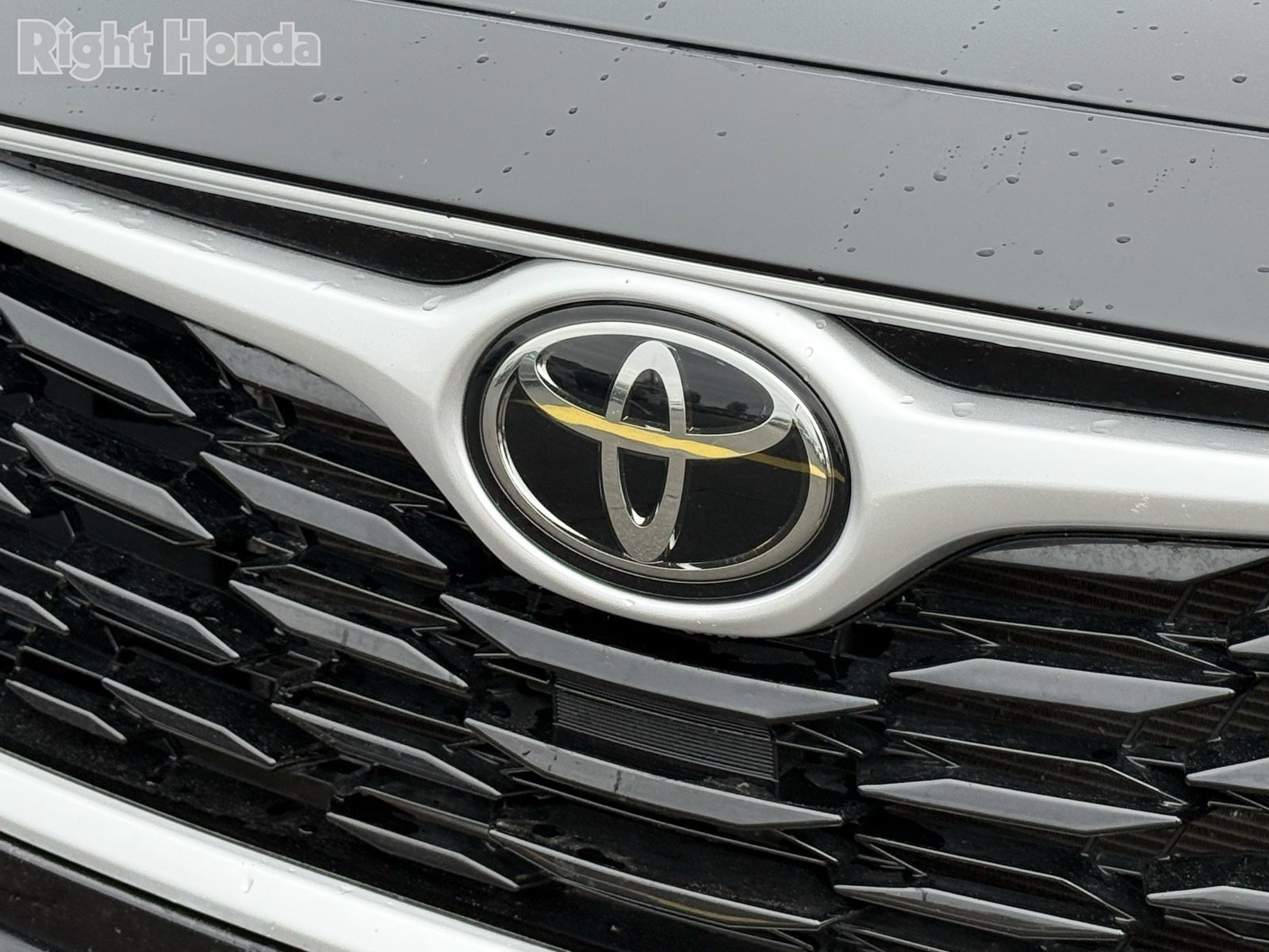 Used 2023 Toyota Highlander XLE image 32