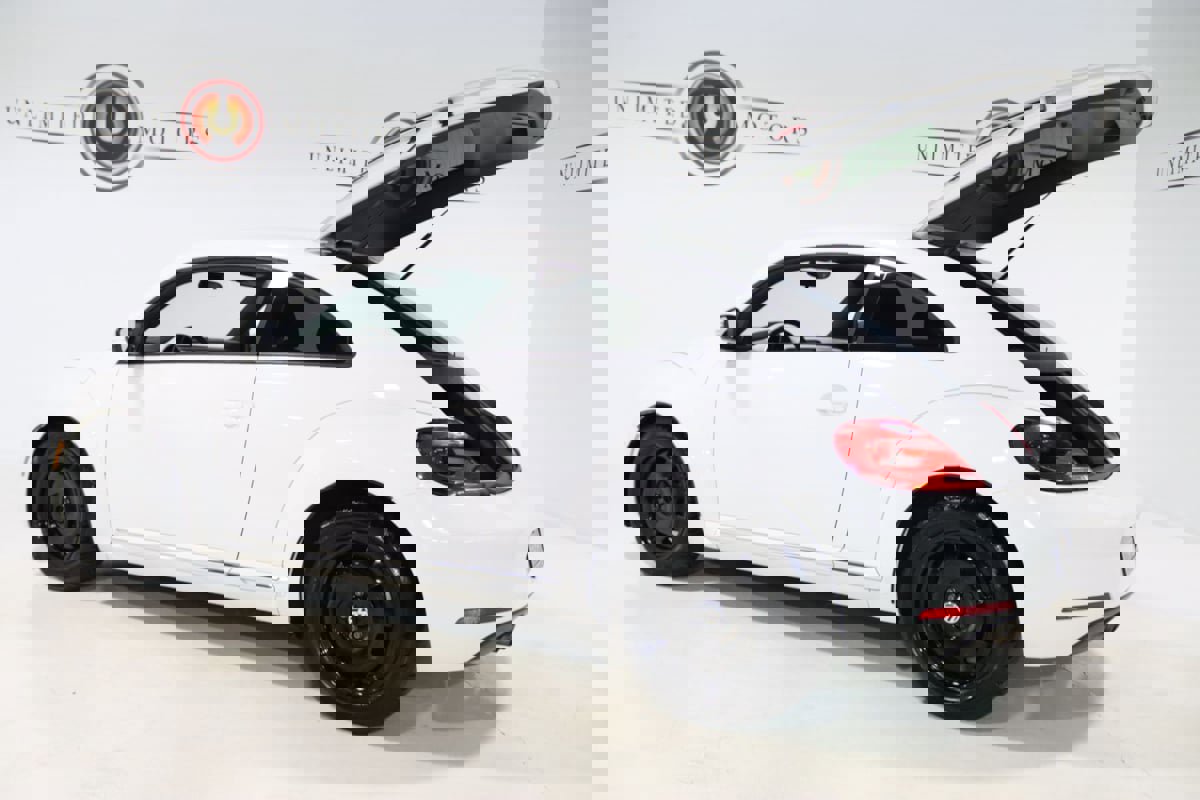 Used 2012 Volkswagen Beetle 2.5 image 24