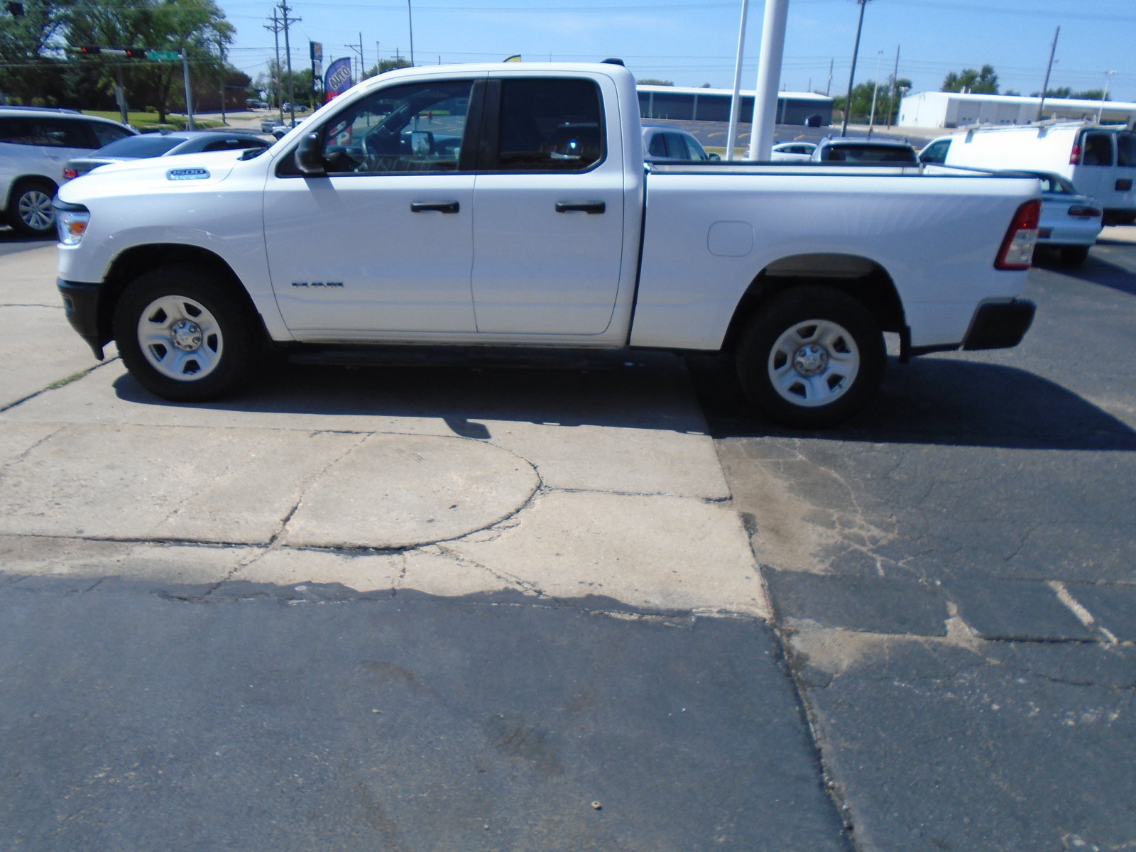 Used 2022 RAM 1500 Tradesman w/ Level 1 Safety Group AWD/4WD image 5