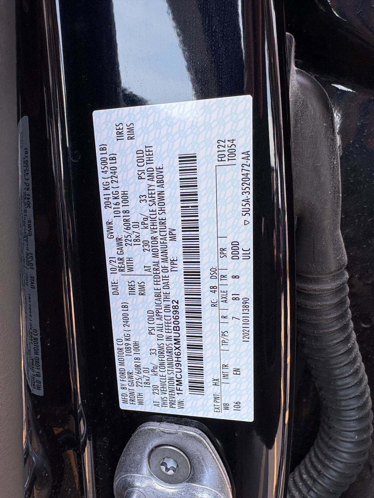 Used 2021 Ford Escape SEL w/ Technology Package image 17