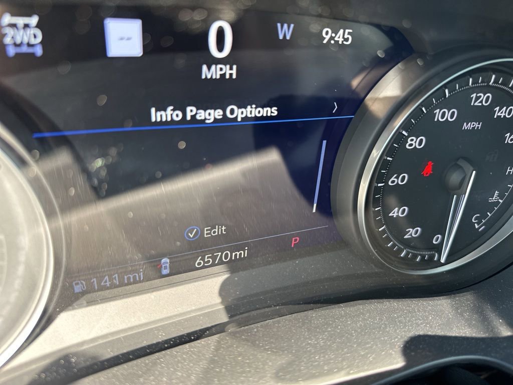 Used 2024 Cadillac XT6 Premium Luxury w/ Technology Package image 10