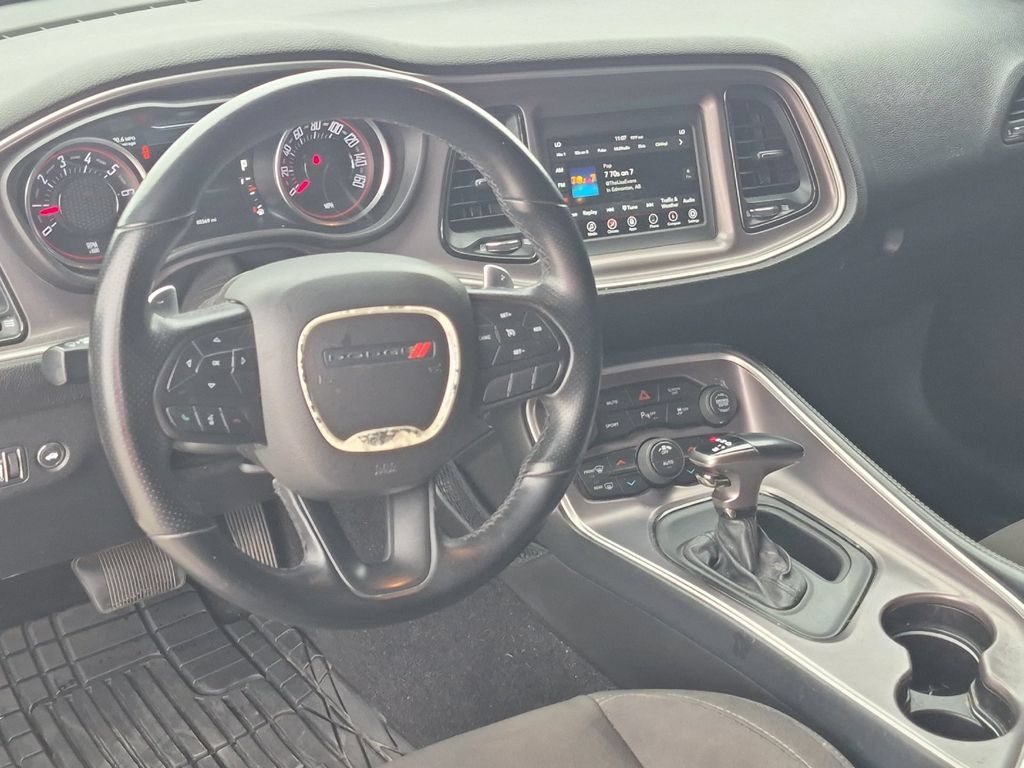 Used 2022 Dodge Challenger GT RWD image 13