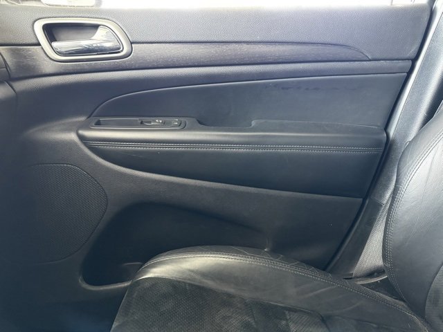 Used 2017 Jeep Grand Cherokee Altitude image 22