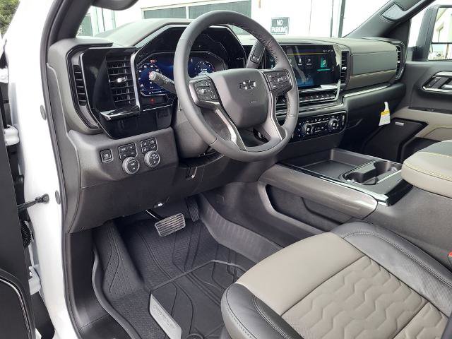 New 2025 Chevrolet Silverado 2500 ZR2 image 3