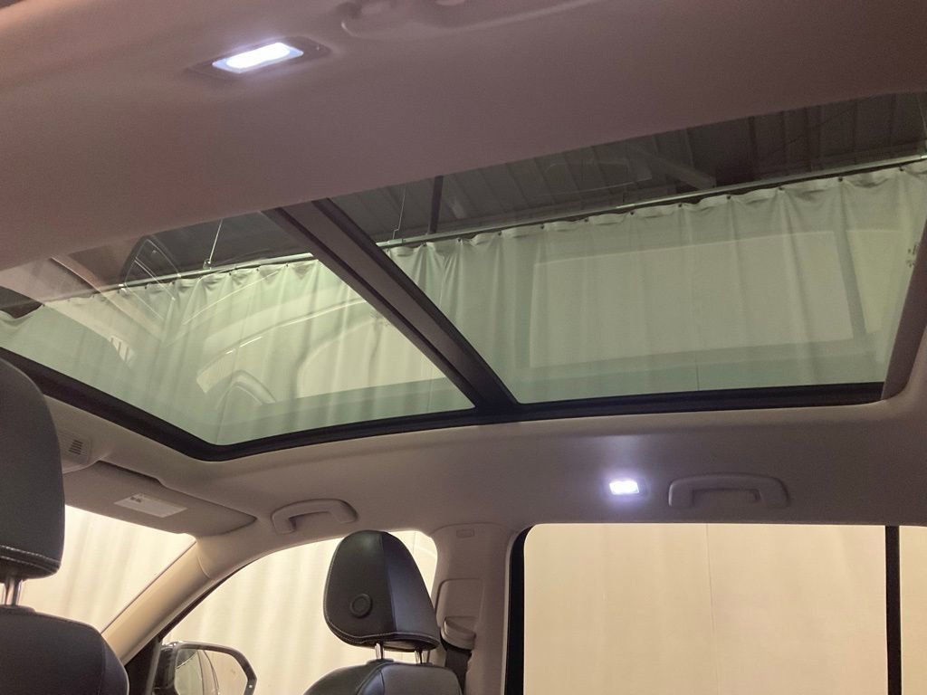 Used 2024 Volkswagen Atlas SE image 33