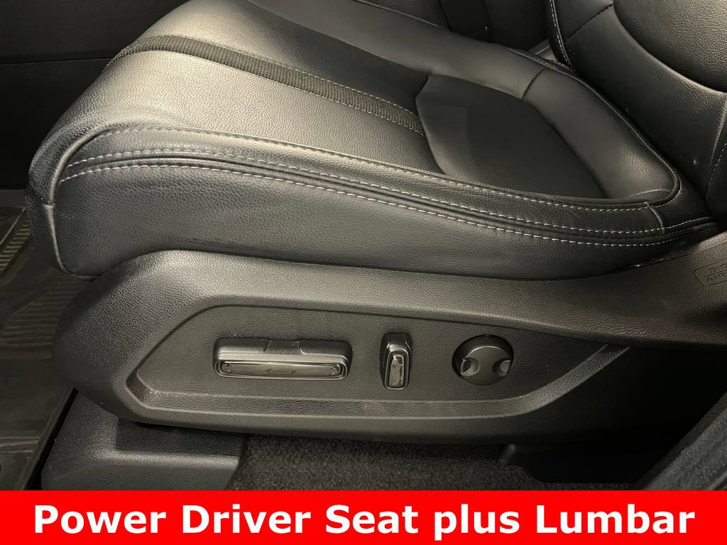 Used 2024 Honda Pilot Touring image 12