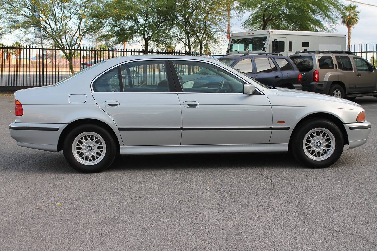 Used 1997 BMW 528i Sedan RWD image 9