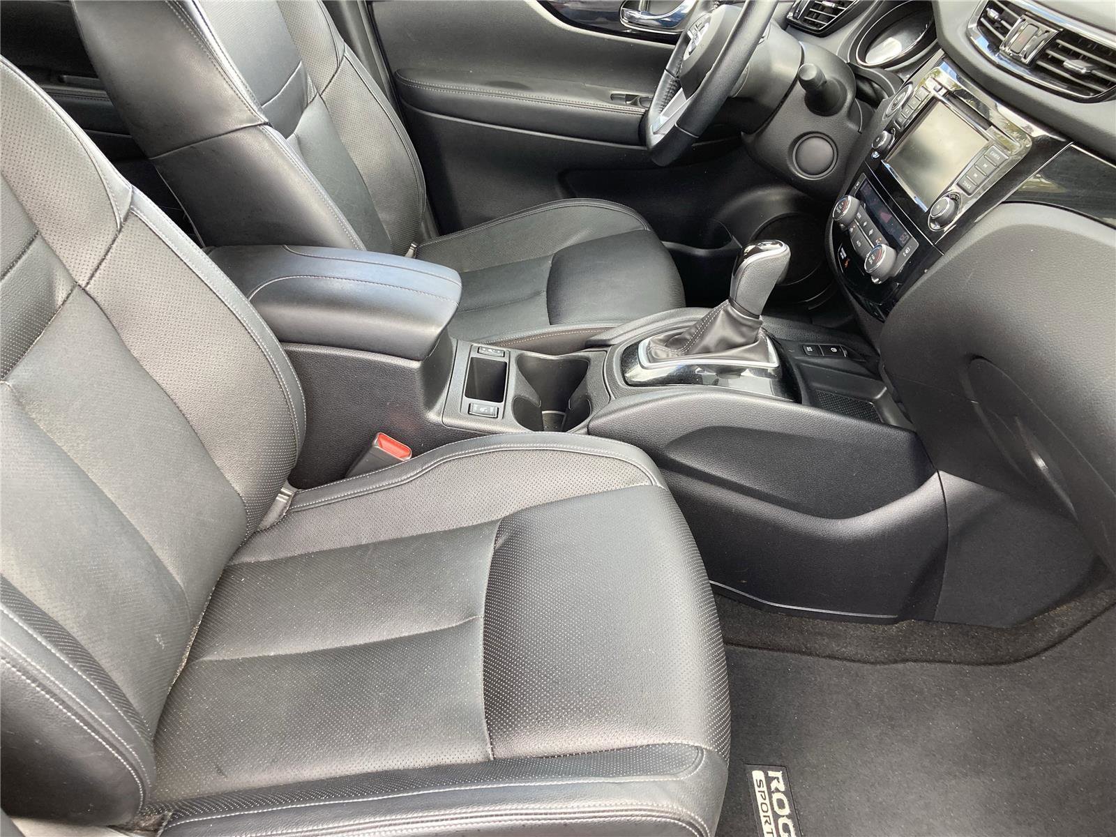 Used 2022 Nissan Rogue Sport SL image 34