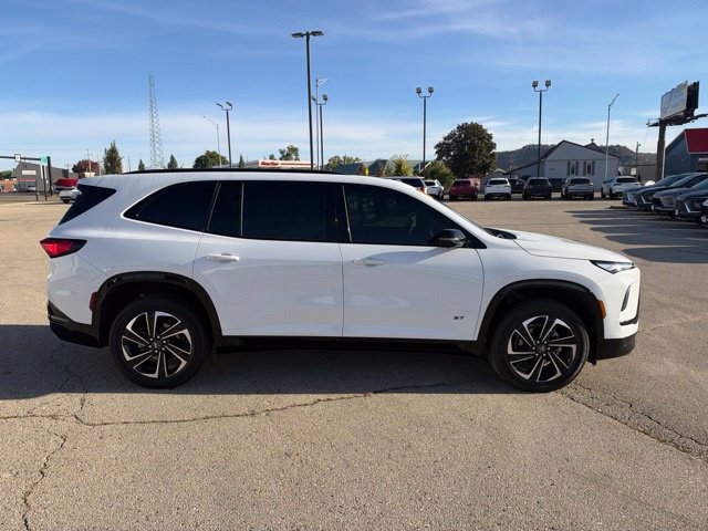 Used 2026 Buick Enclave Sport Touring w/ Power Package AWD/4WD image 6