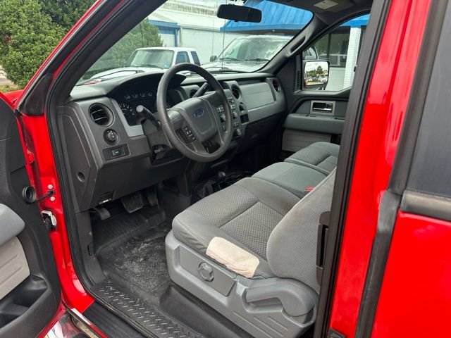 Used 2011 Ford F150 STX w/ Trailer Tow Pkg AWD/4WD image 9