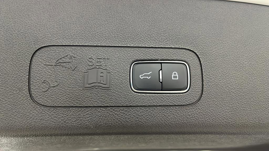 Used 2022 Lincoln Aviator Black Label Grand Touring w/ Class IV Trailer Tow Package image 34