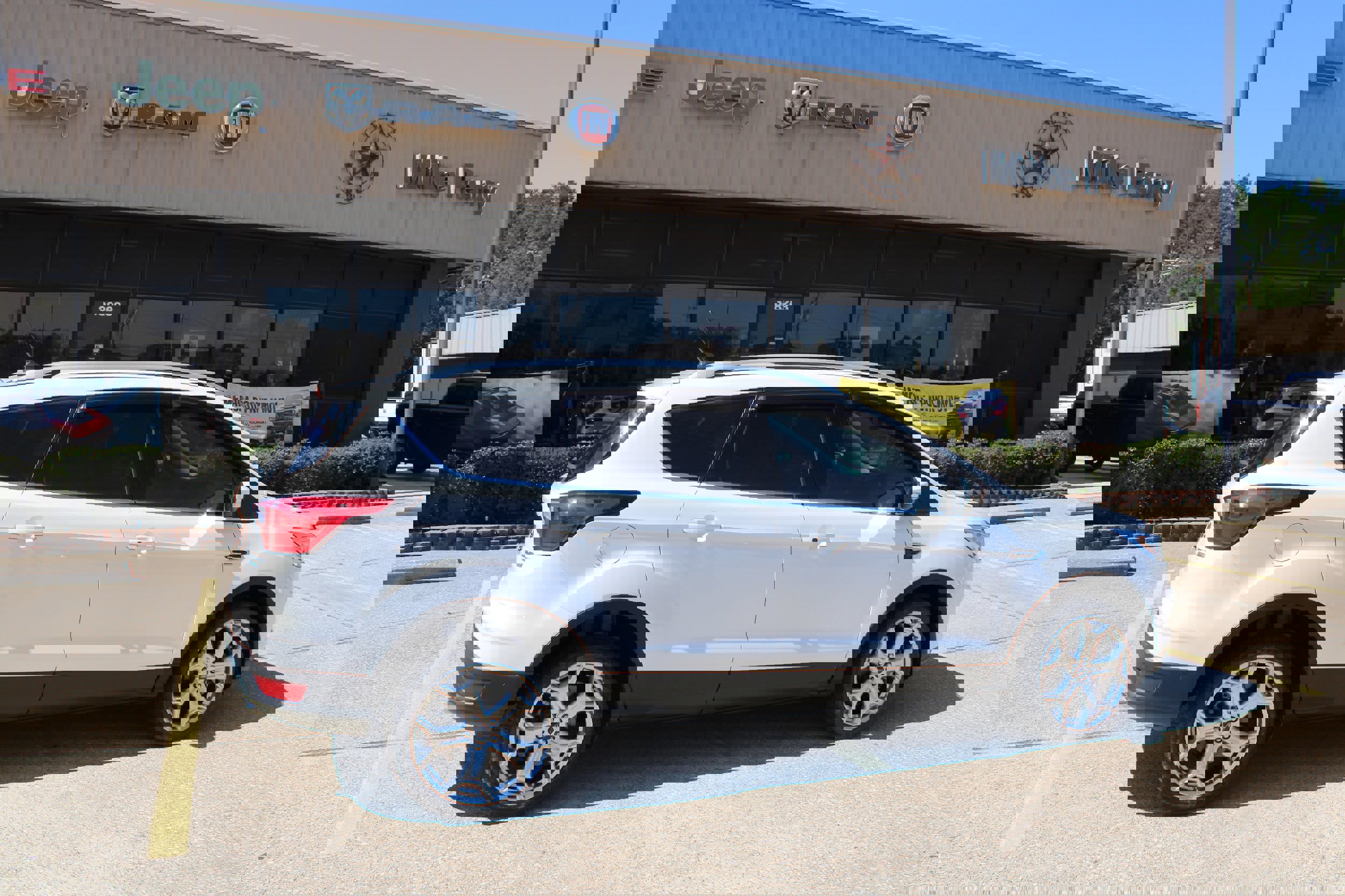 Used 2019 Ford Escape Titanium image 6
