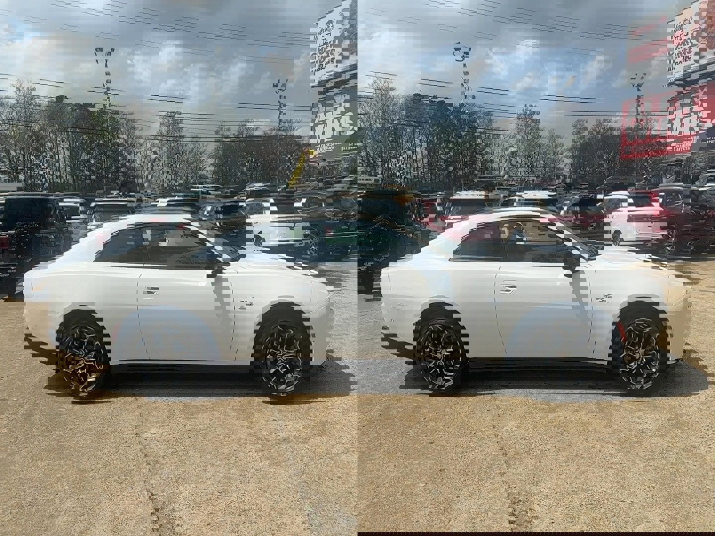 Used 2024 Dodge Charger R/T w/ Plus Group image 4