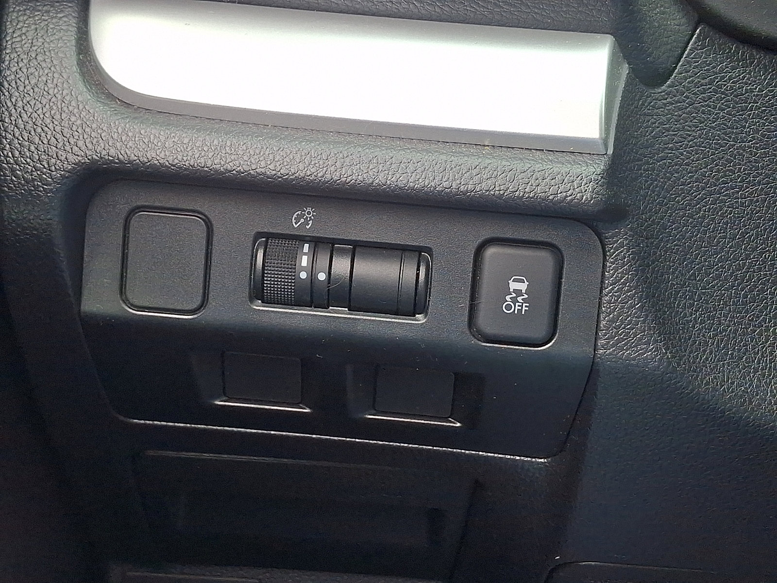 Used 2015 Subaru Crosstrek 2.0i Premium w/ Popular Package #2 image 26