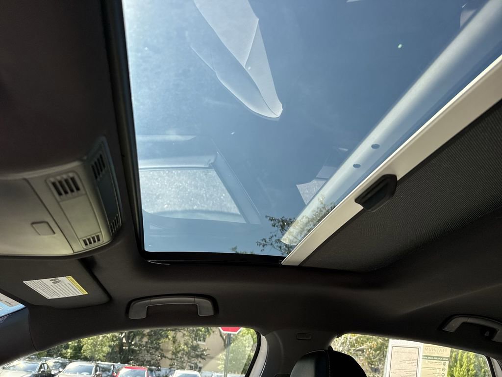 Used 2019 Volkswagen Jetta R-Line w/ R-Line Cold Weather Package image 52