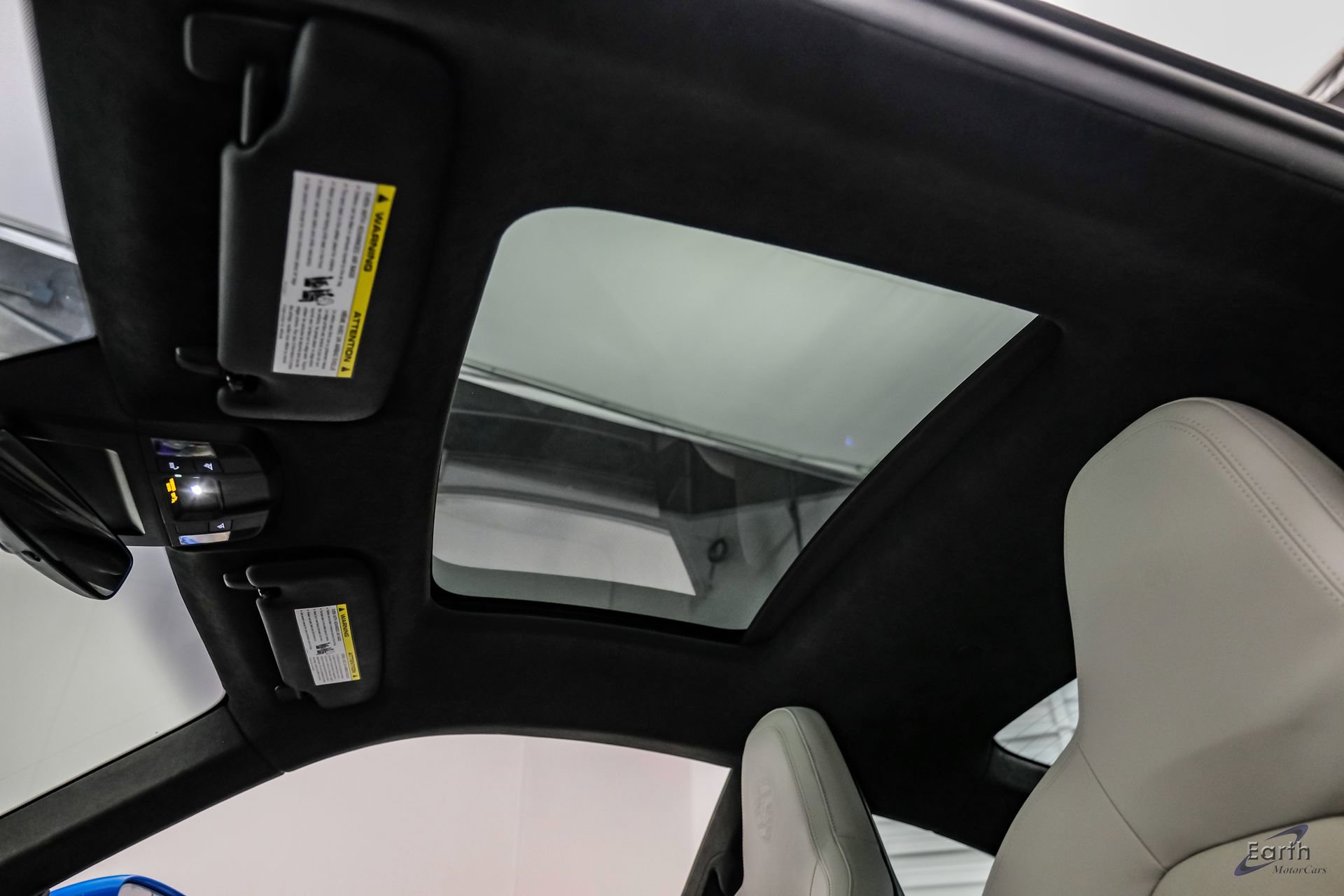 Used 2022 Porsche 911 Turbo S image 40