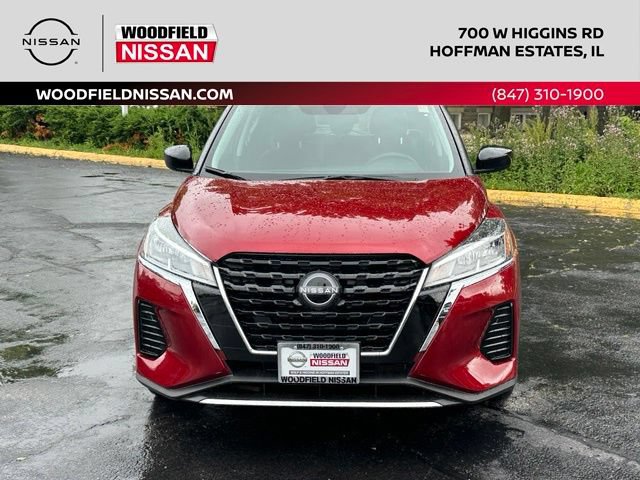 Used 2023 Nissan Kicks SV FWD image 2