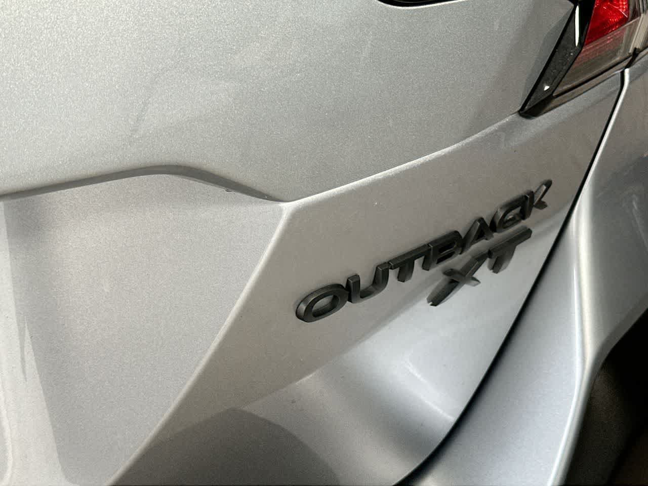 Used 2025 Subaru Outback Onyx Edition XT AWD/4WD image 10