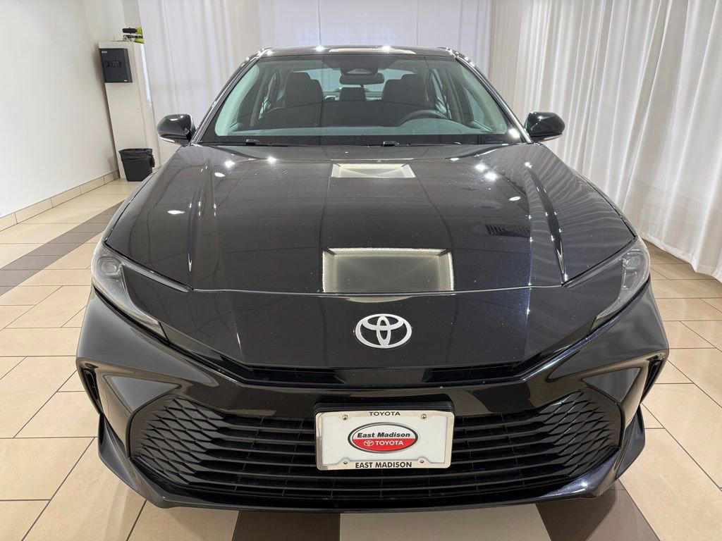 Certified 2025 Toyota Camry LE FWD image 8