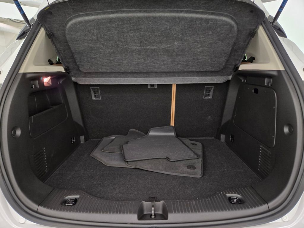 Used 2019 Buick Encore Essence w/ Safety Package II FWD image 19