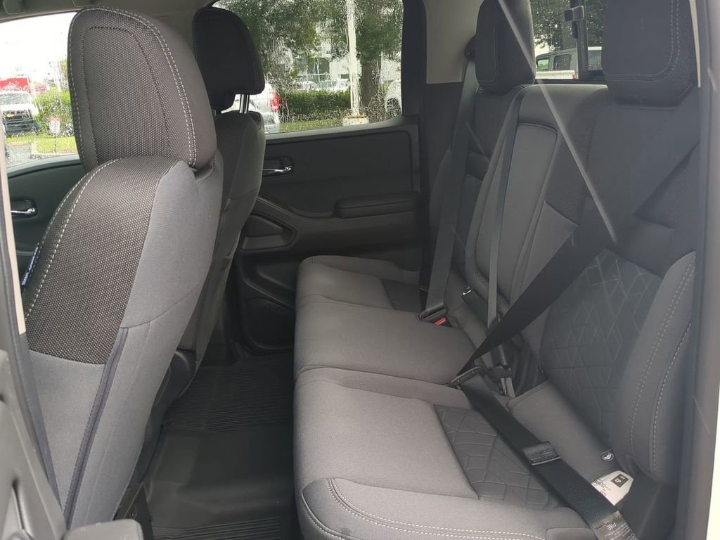 New 2026 Nissan Frontier SV image 12
