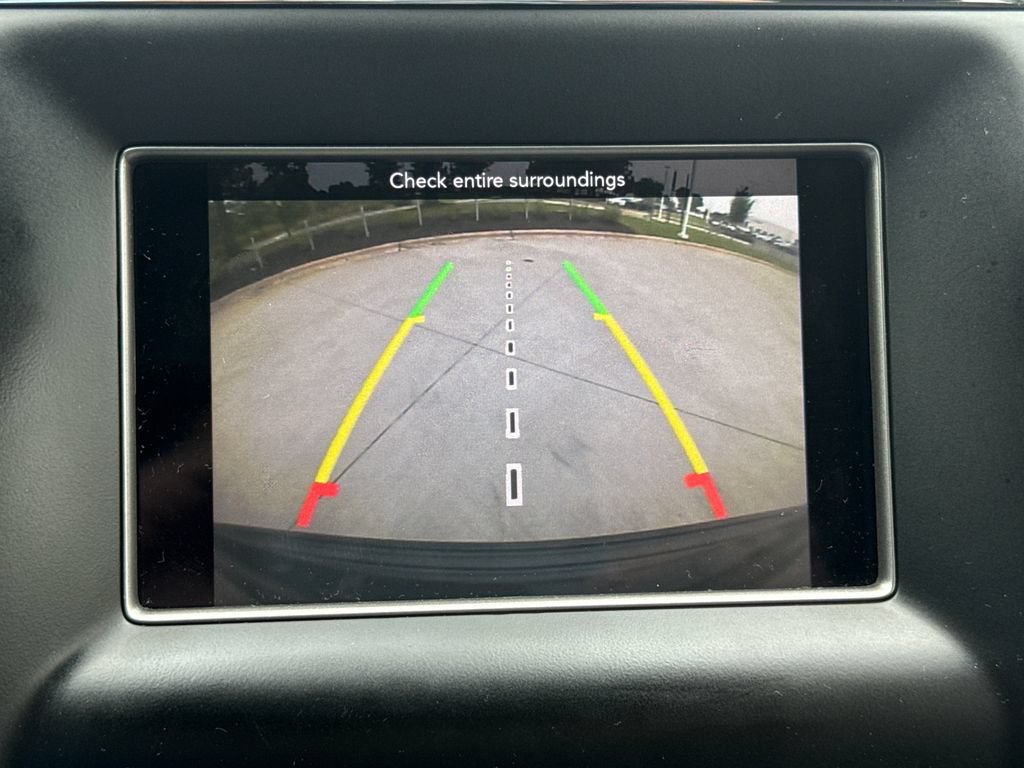 Used 2018 Jeep Grand Cherokee Laredo RWD image 26