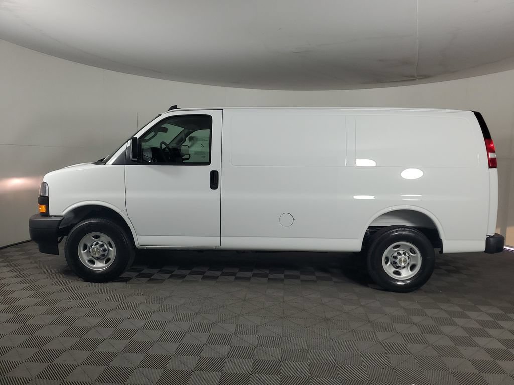 New 2026 Chevrolet Express 2500 w/ Driver Convenience Package RWD image 7