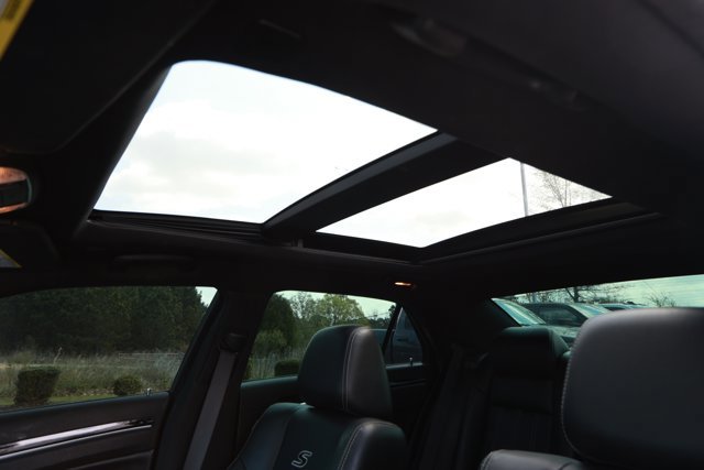 Used 2021 Chrysler 300 S image 20