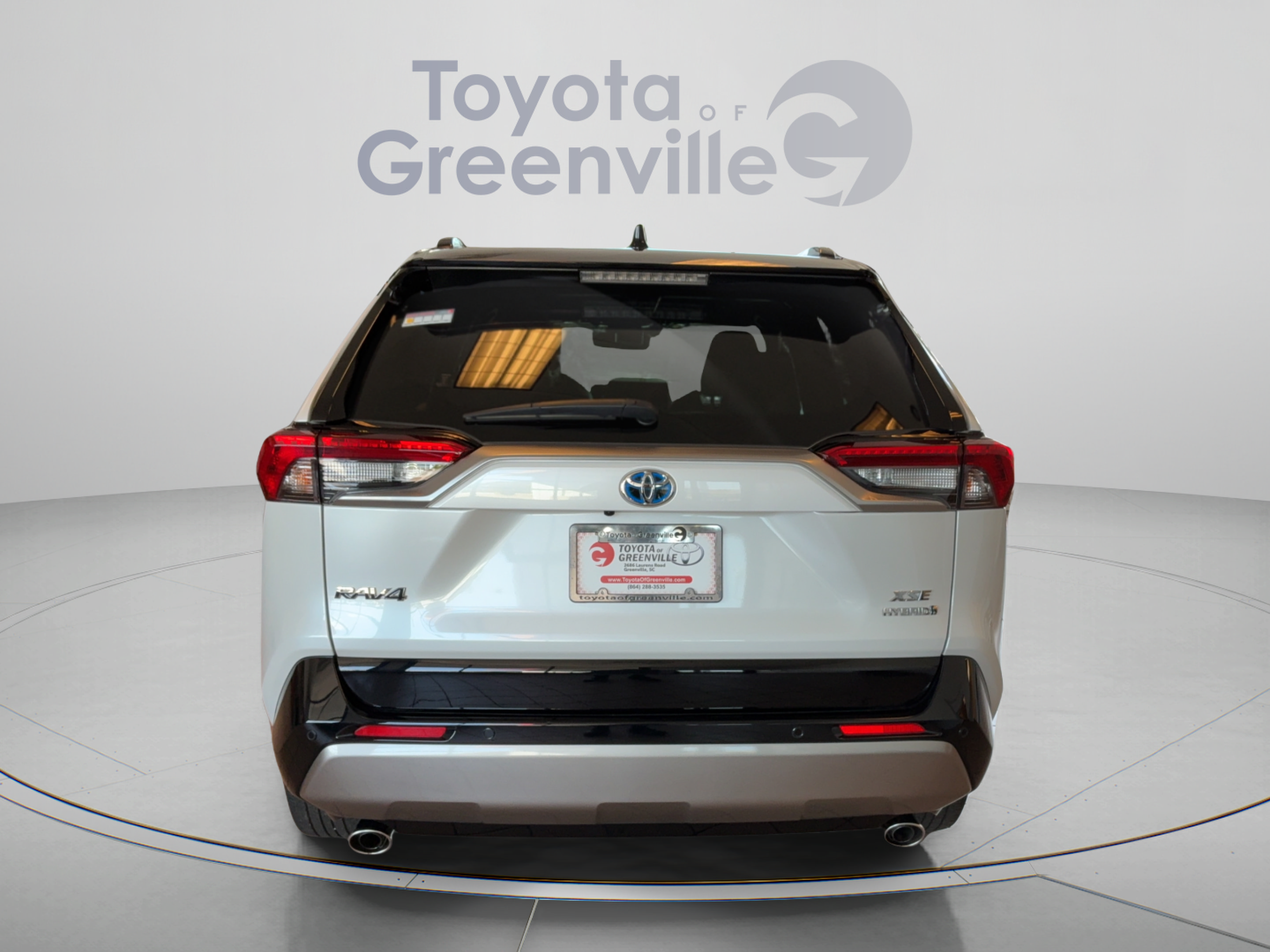 Used 2024 Toyota RAV4 XSE w/ Advanced Technology Package AWD/4WD image 5