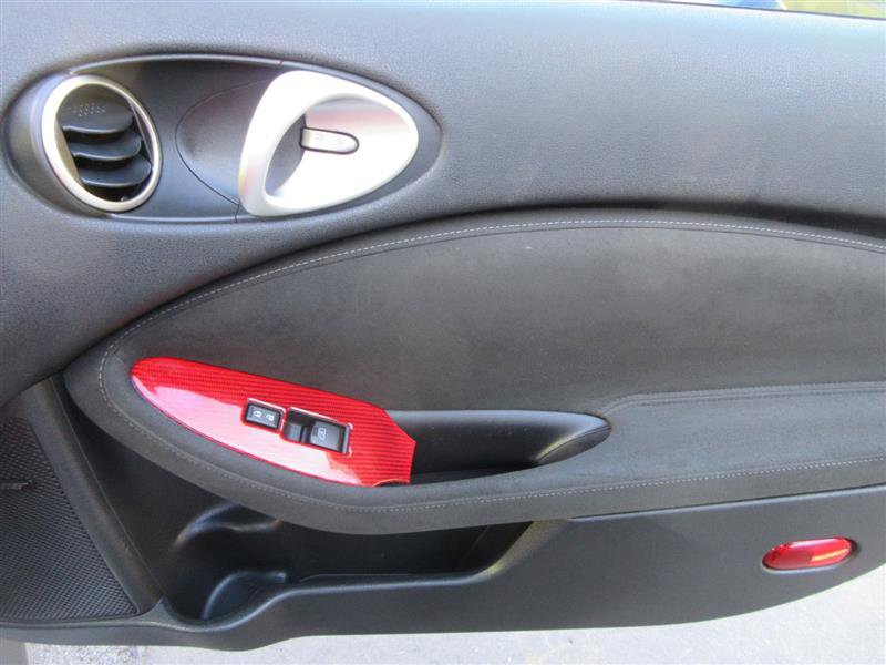 Used 2017 Nissan 370Z Touring image 19