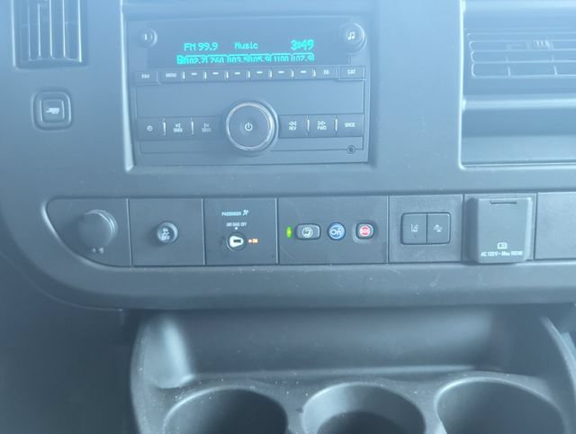 Used 2025 Chevrolet Express 3500 LT w/ LT Preferred Equipment Group RWD image 18
