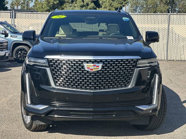 Used 2024 Cadillac Escalade Premium Luxury image 2