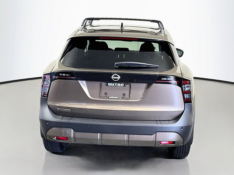 New 2026 Nissan Kicks SV w/ Cold Weather Package FWD image 6