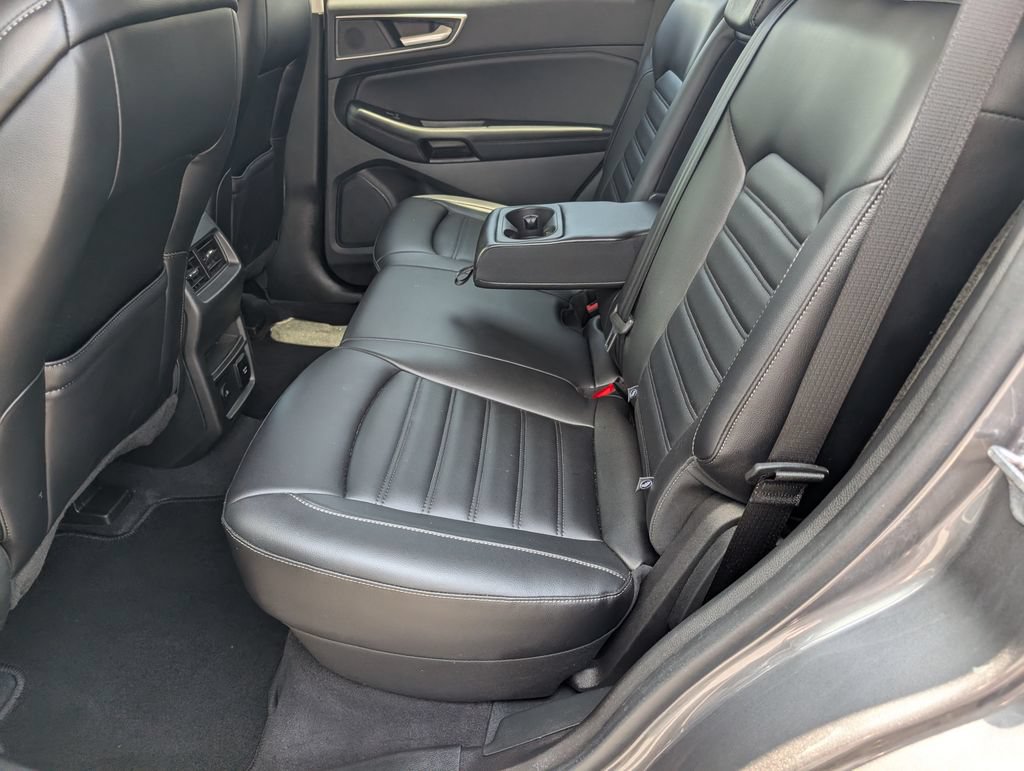 Used 2024 Ford Edge SEL w/ Convenience Package AWD/4WD image 11