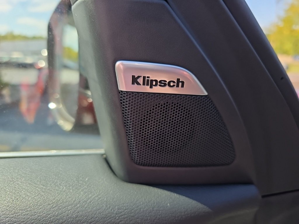 New 2026 Nissan Armada SL w/ Captain's Chari Seat Package image 18