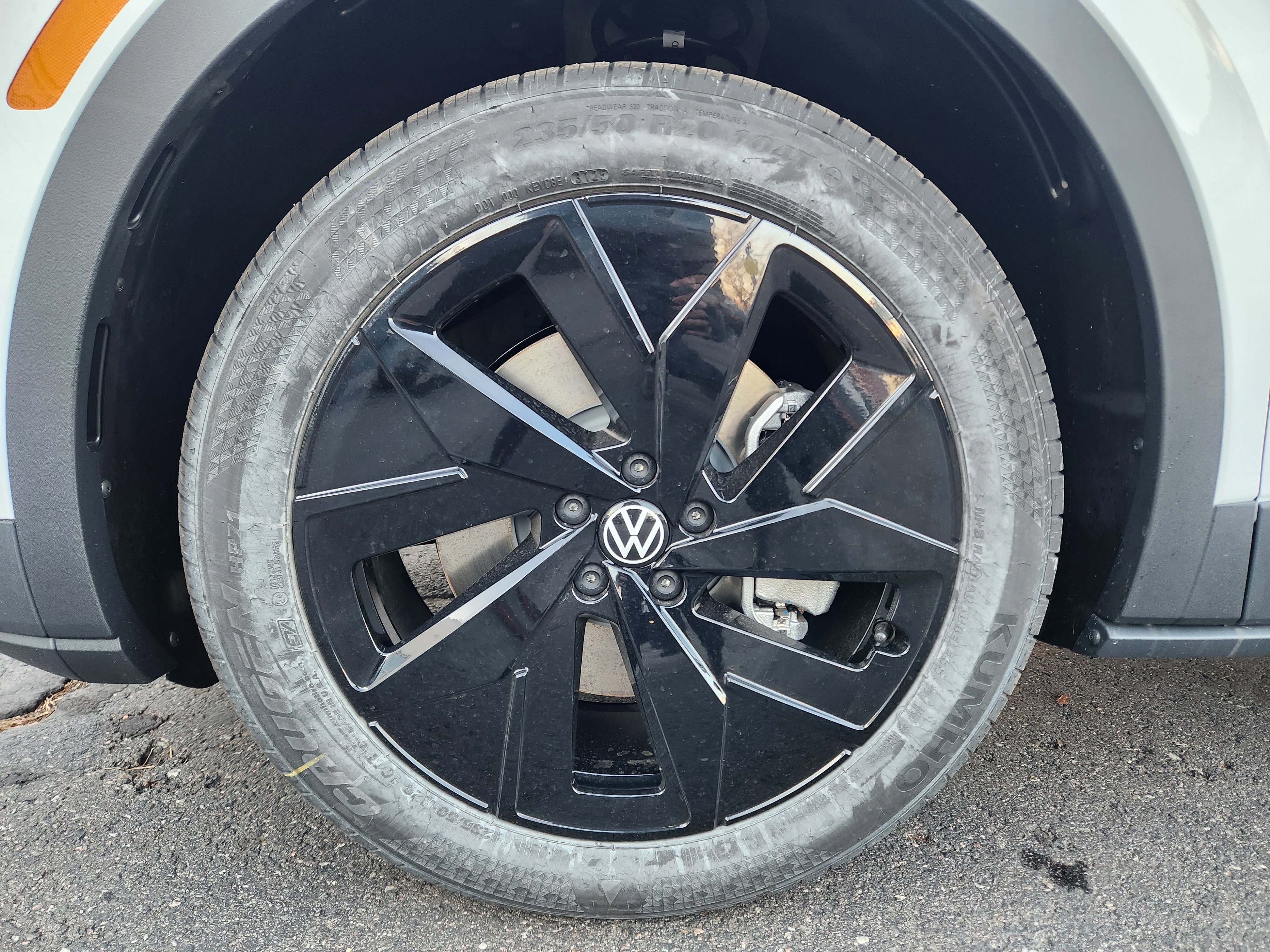 New 2026 Volkswagen ID.4 Pro S Plus image 25