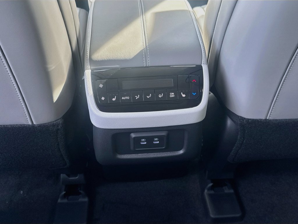 New 2027 INFINITI QX60 Luxe w/ Cargo Package FWD image 27