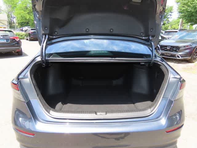 Used 2023 Honda Accord LX image 10
