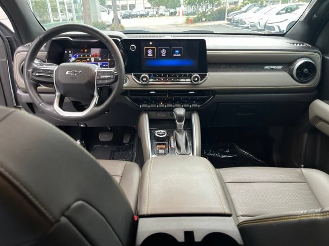 Used 2023 Chevrolet Colorado ZR2 w/ ZR2 Convenience Package III AWD/4WD image 16