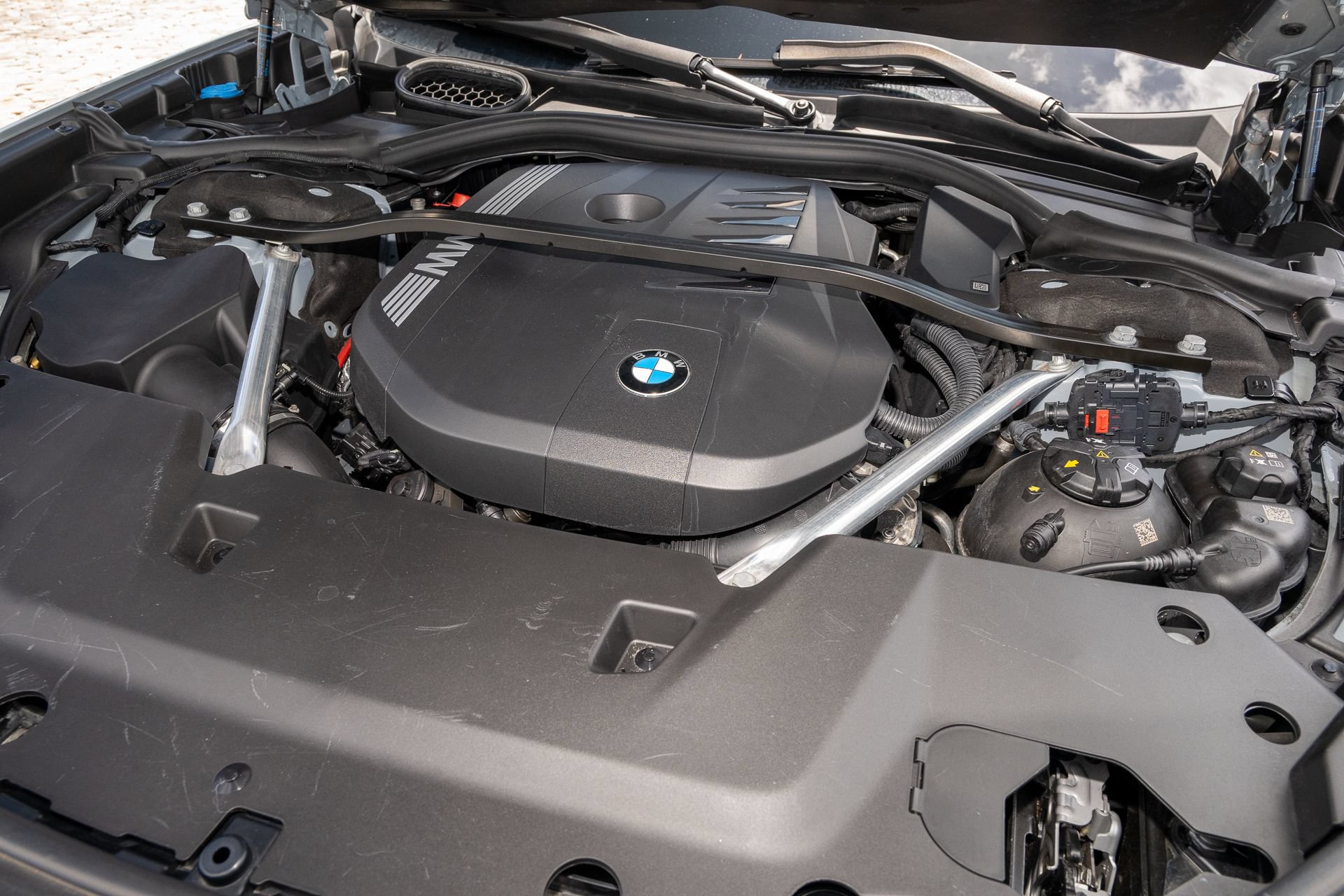 Used 2023 BMW 740i w/ Parking Assistance Package RWD image 51