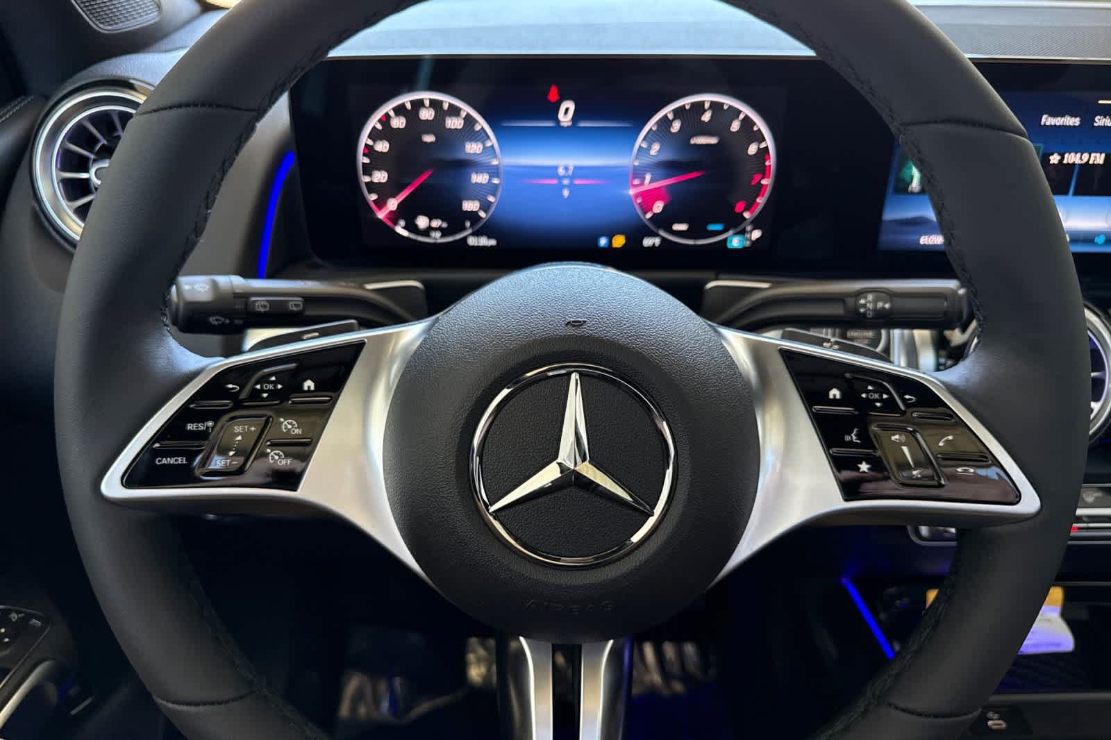 Certified 2026 Mercedes-Benz GLB 250 image 22