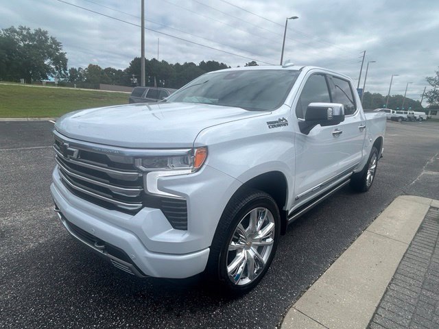 New 2026 Chevrolet Silverado 1500 High Country w/ High Country Premium Package AWD/4WD image 6