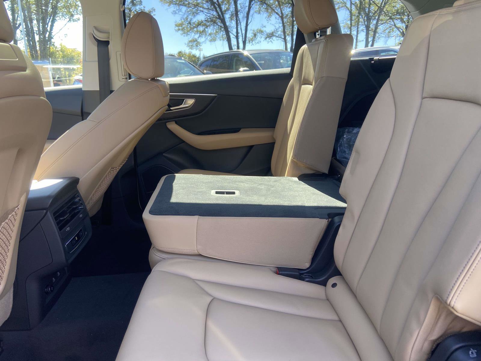New 2026 Audi Q7 3.0T Premium image 13