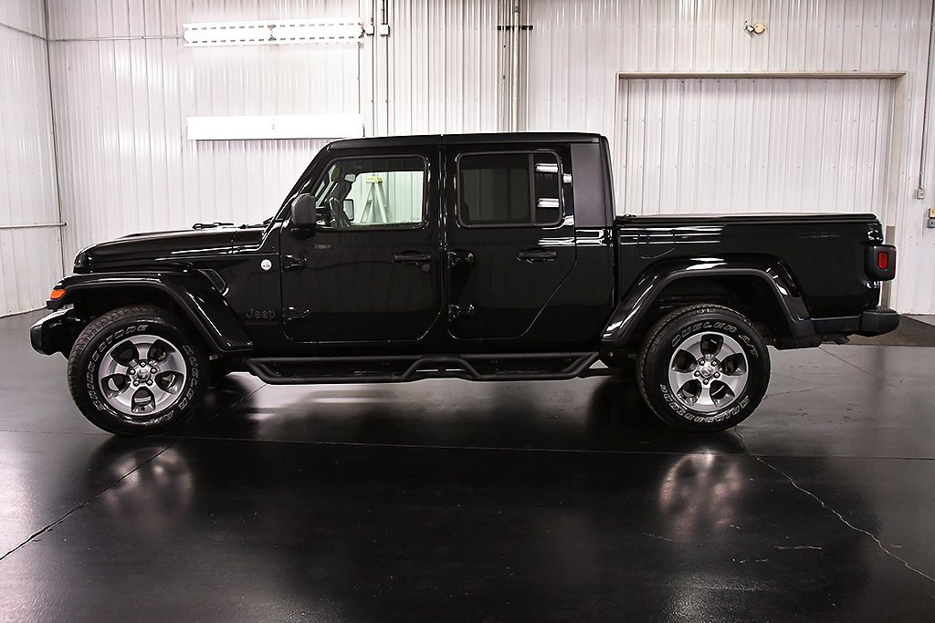 Used 2021 Jeep Gladiator Sport image 4