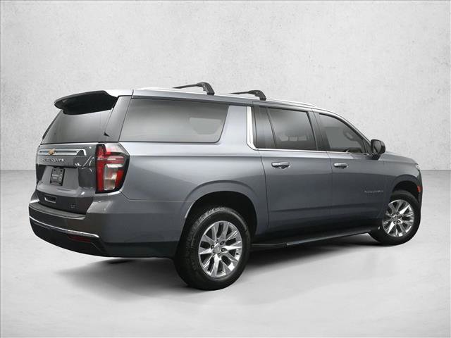 Used 2021 Chevrolet Suburban LT RWD image 2