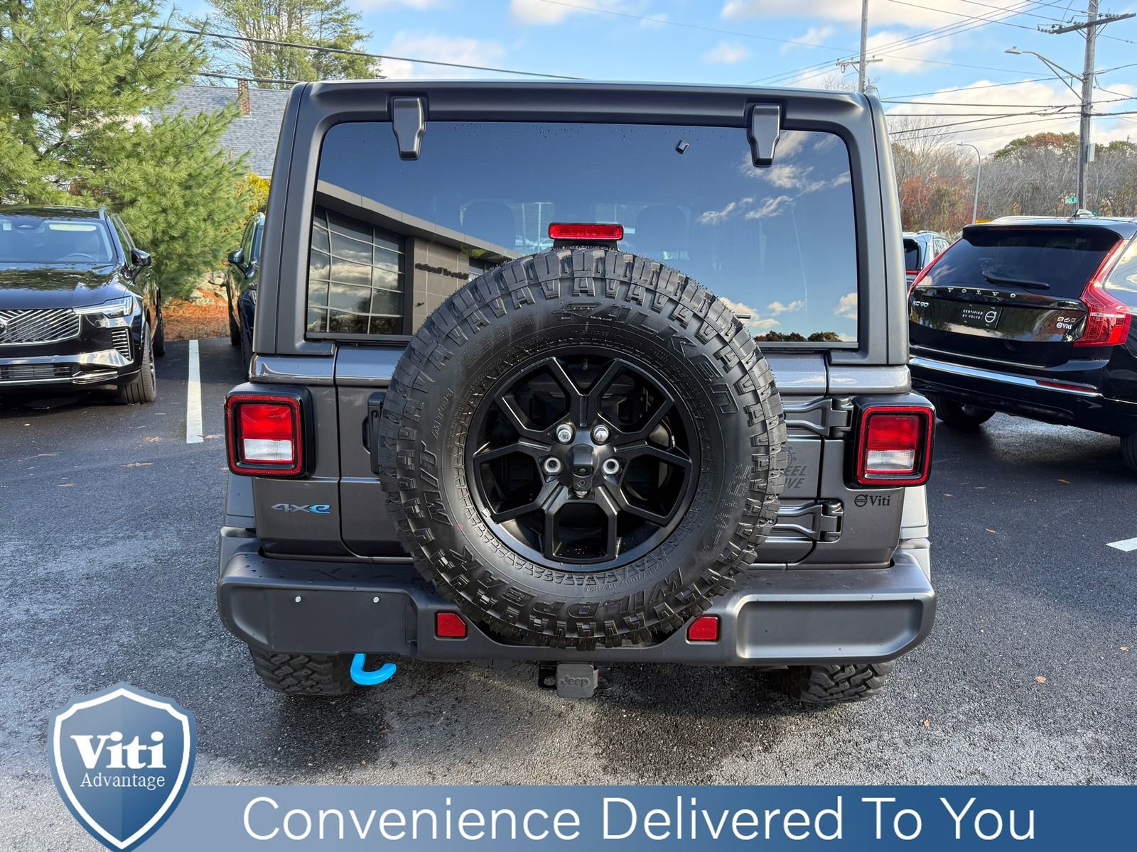 Used 2024 Jeep Wrangler Unlimited image 7